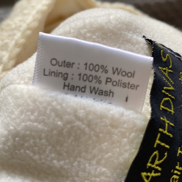 Earth Divas Cream Wool Crochet Beanie Fair Trade Made - Picture 5 of 6